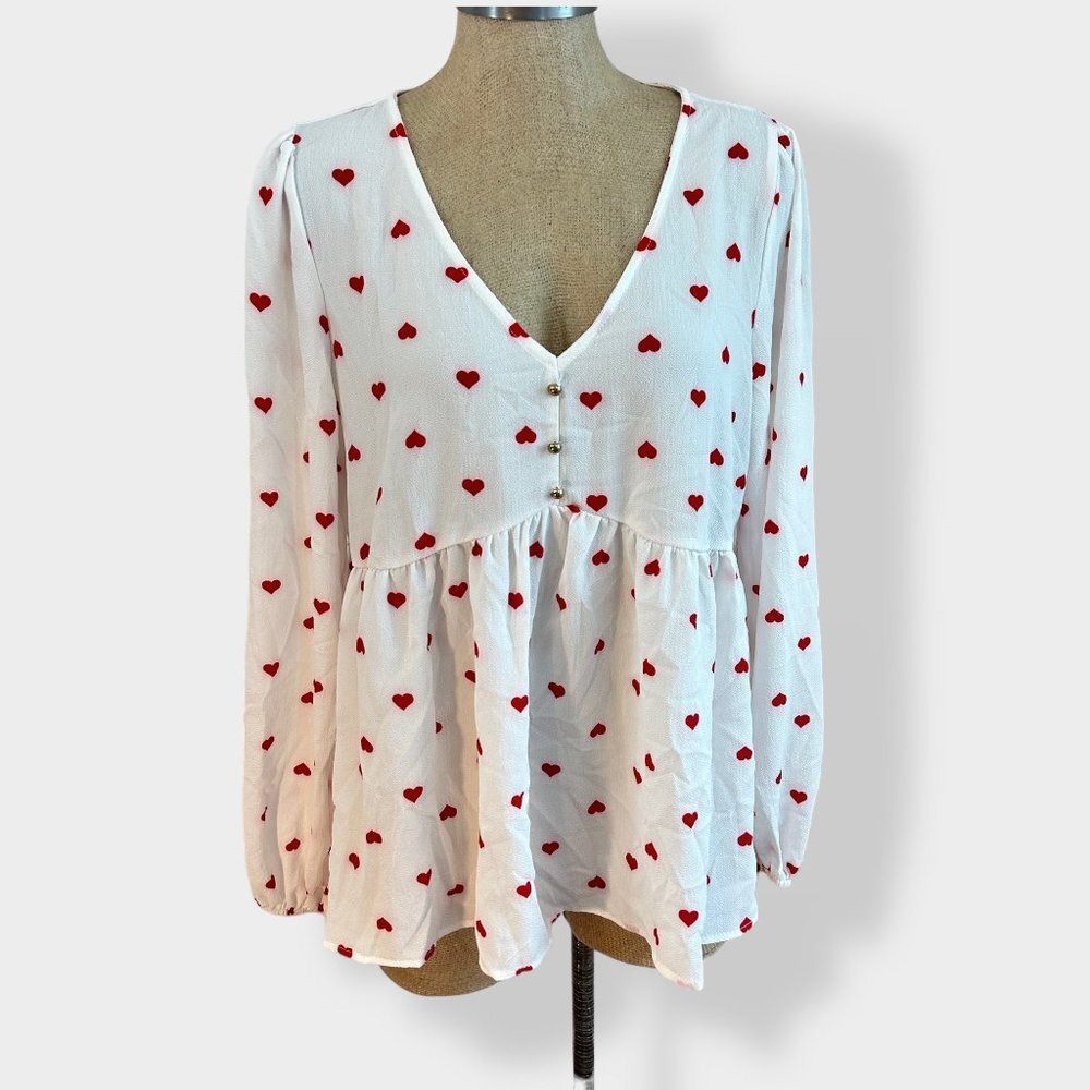 5/$20 SHEIN Heart Print Button Front Blouse‎ Large